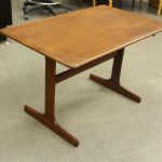 887 3632 COFFEE TABLE